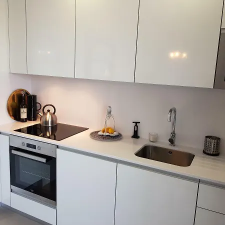 Apartment First Line Cozy With Sea View