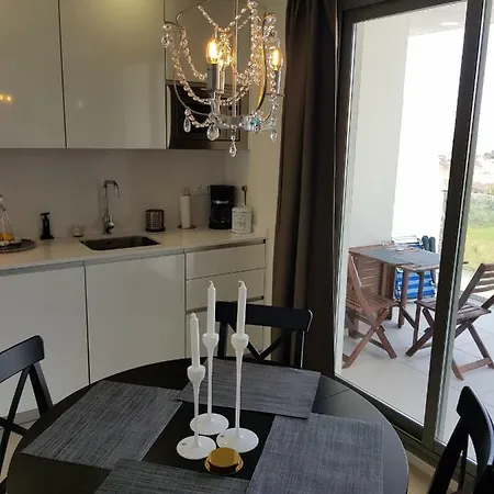 Apartment First Line Cozy With Sea View *