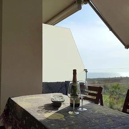 Apartment First Line Cozy With Sea View *